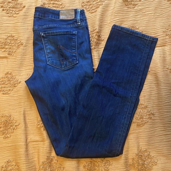 EUC Level 99 Skinny Straight  Jeans size 28 - Picture 3 of 3